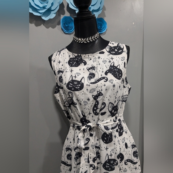 Crystals and Cats Print Dress - Picture 2 of 5